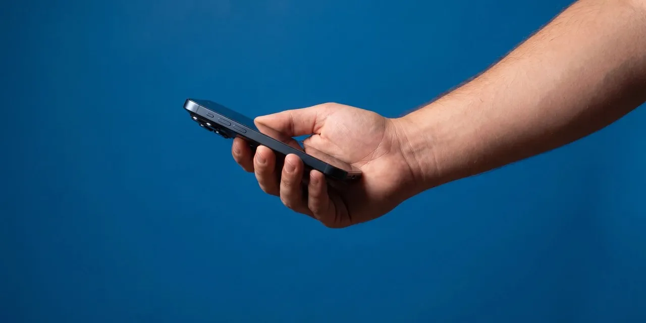 SD Worx mobile self-service app interface